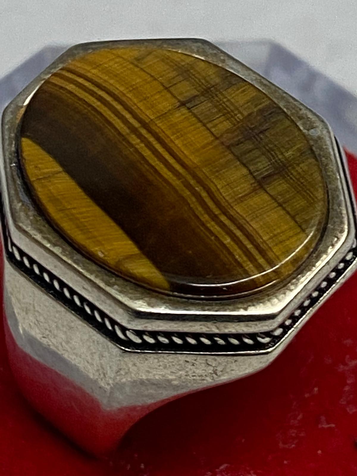 Tiger Eye